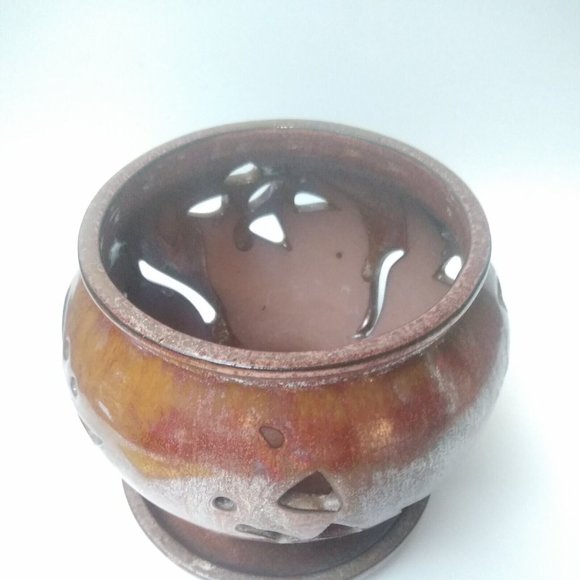 Orchid/Sacculate Flower Pot Cut Out Butterfly Planter Attached Saucer 5.5"T CUTE - Picture 6 of 11